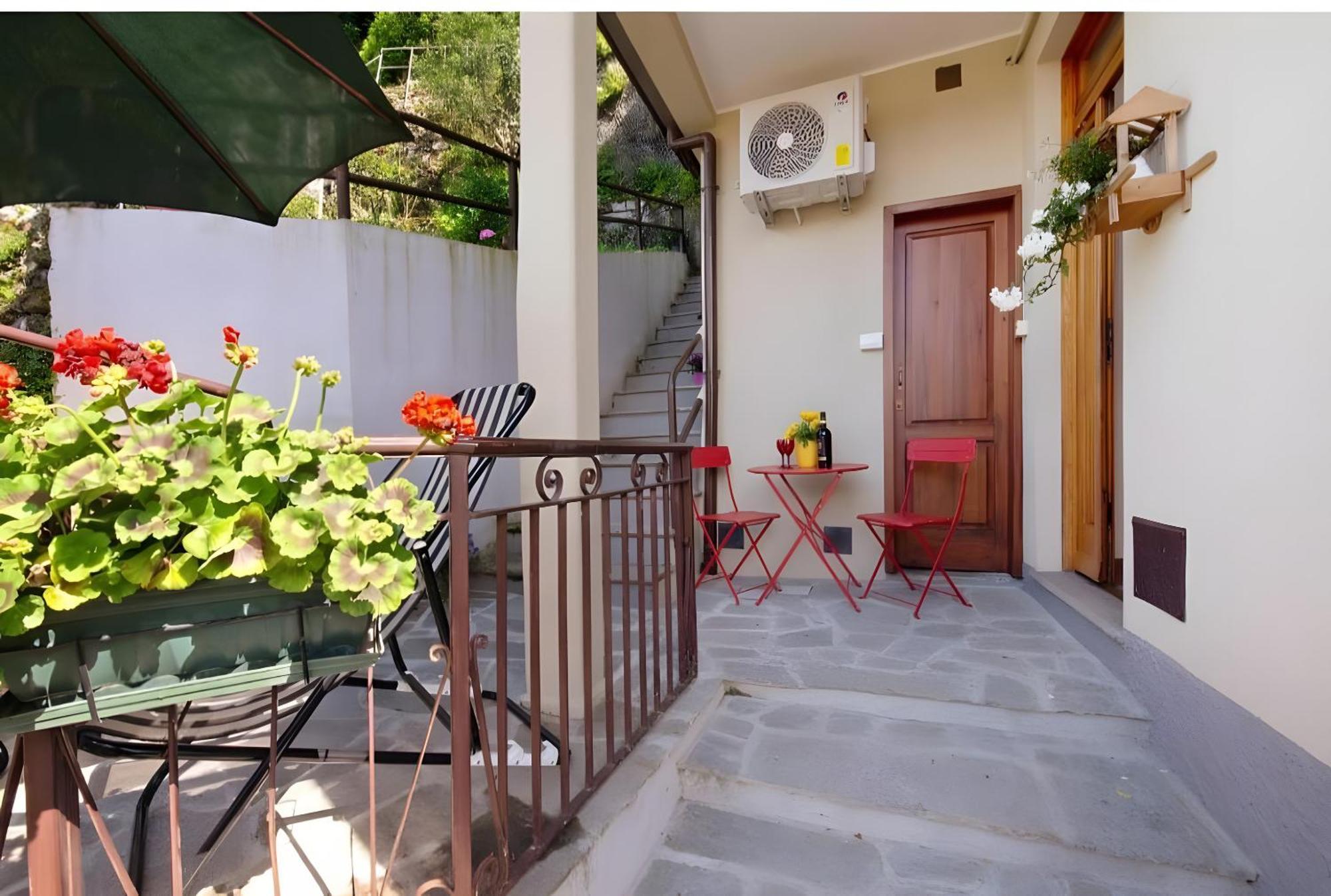 Castagno 1 Sentiero Del Viandante Apartment Bellano Exterior photo